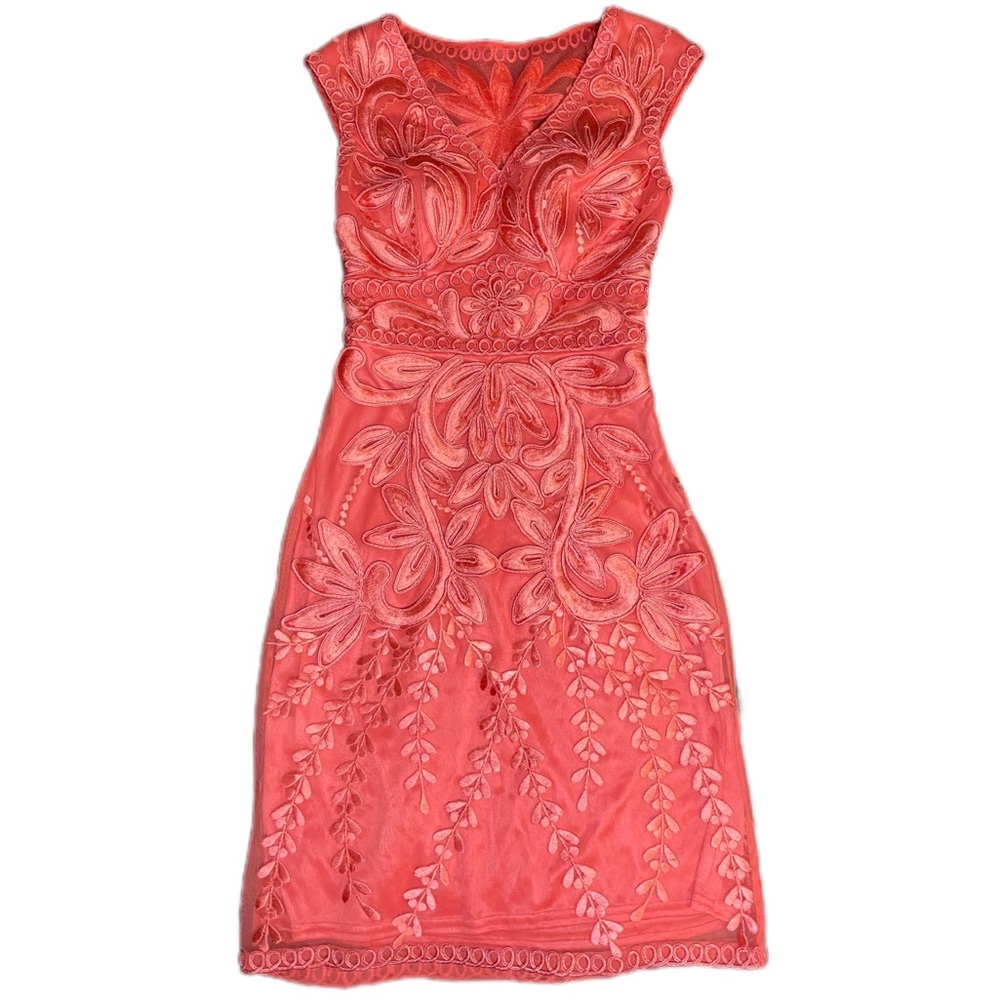 CACHE, Vintage Peach 🍑 embroidered dress